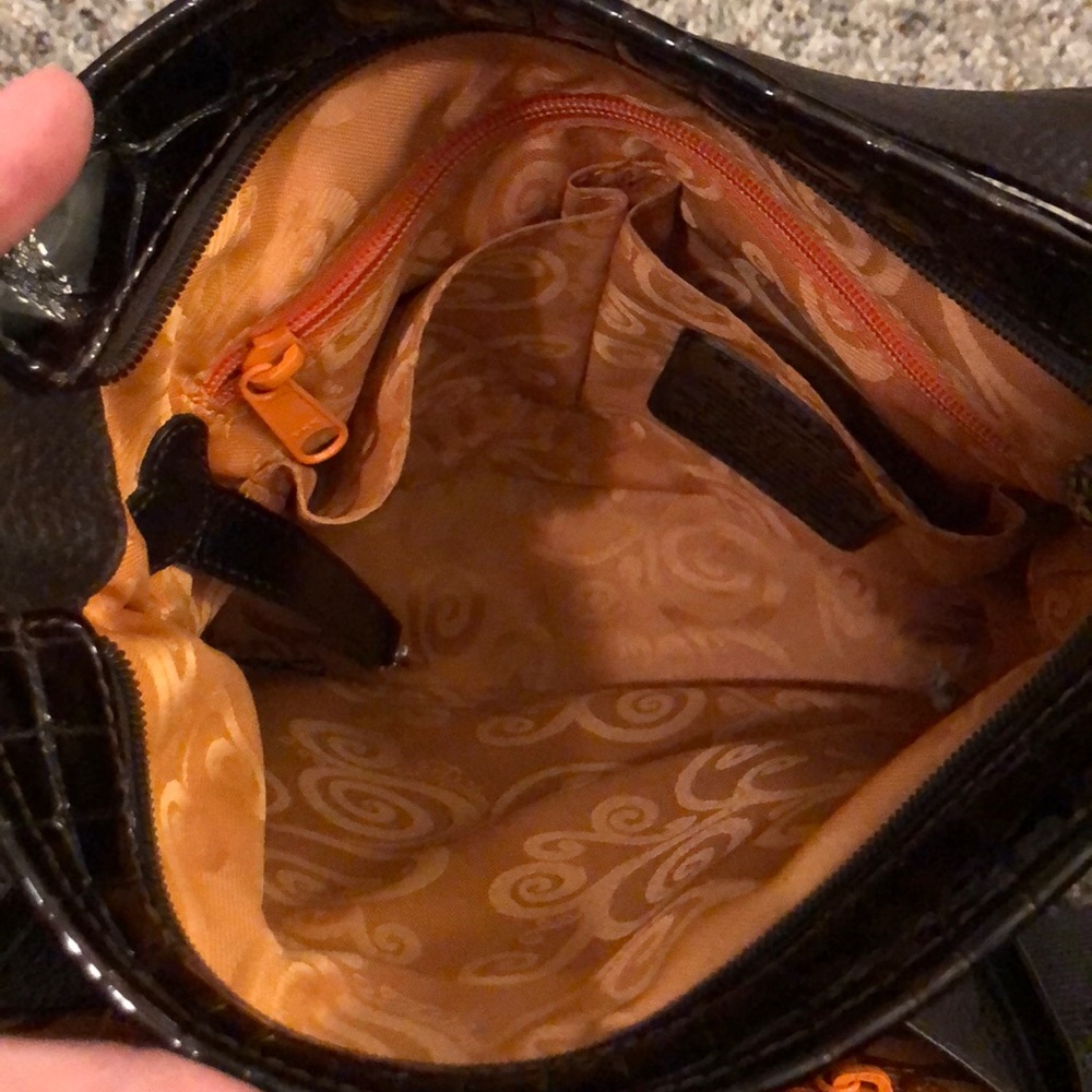 Brighton brown/bronze patent leather organizer - Picture 6 of 12
